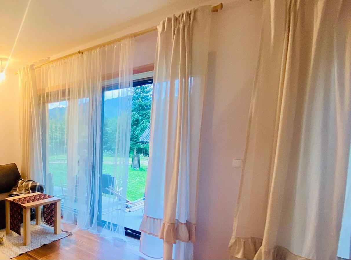 Roztoki Four Seasons Apartman Witów Kültér fotó